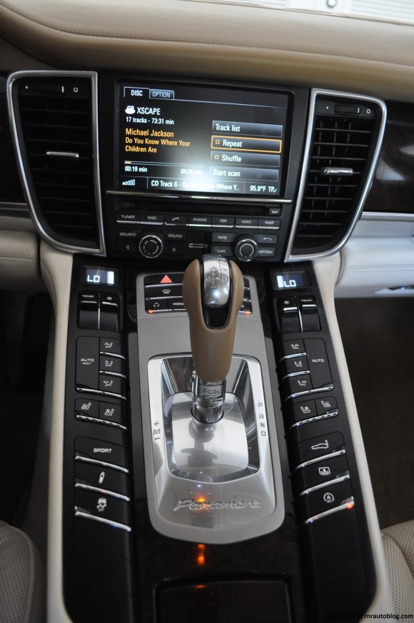 panamera controls