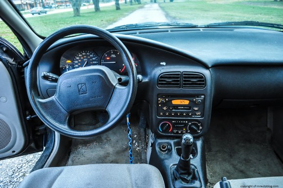 saturn interior